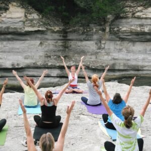 women, yoga class, asana-1178187.jpg